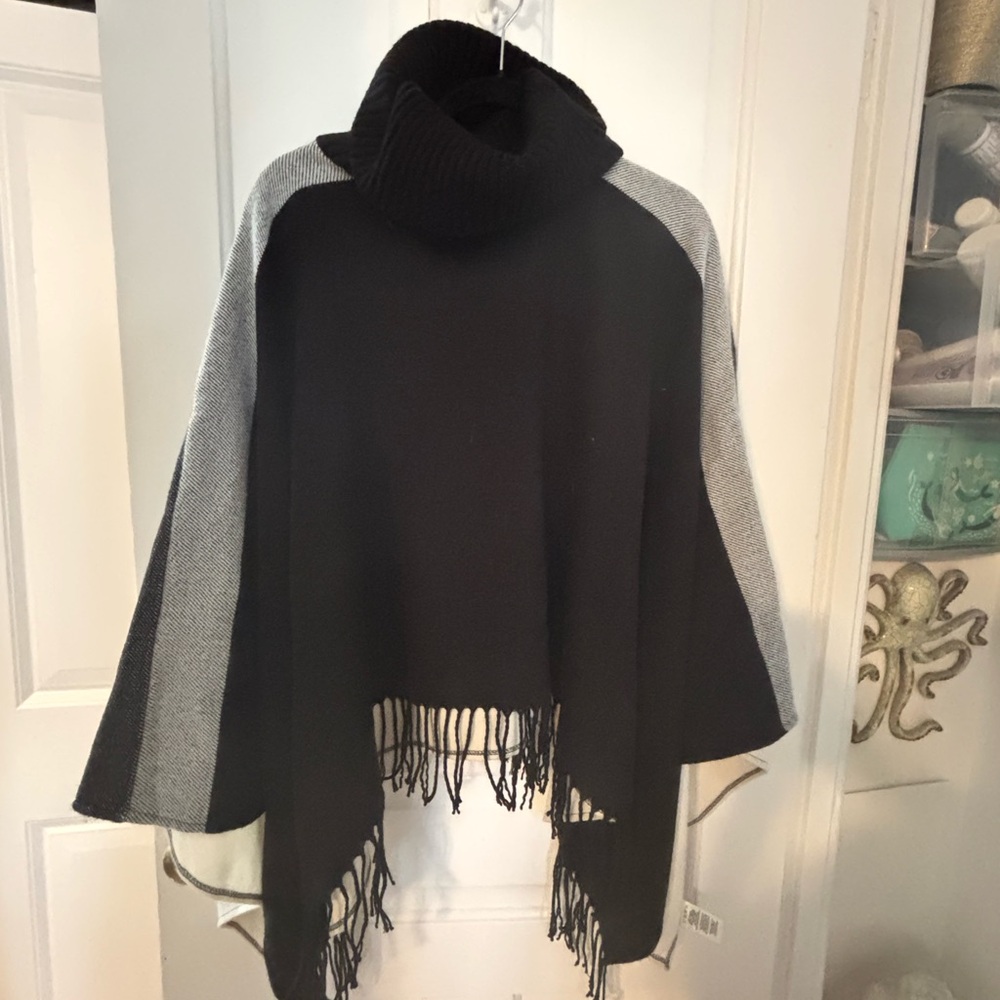 Women's Black and Cream Sweater Poncho